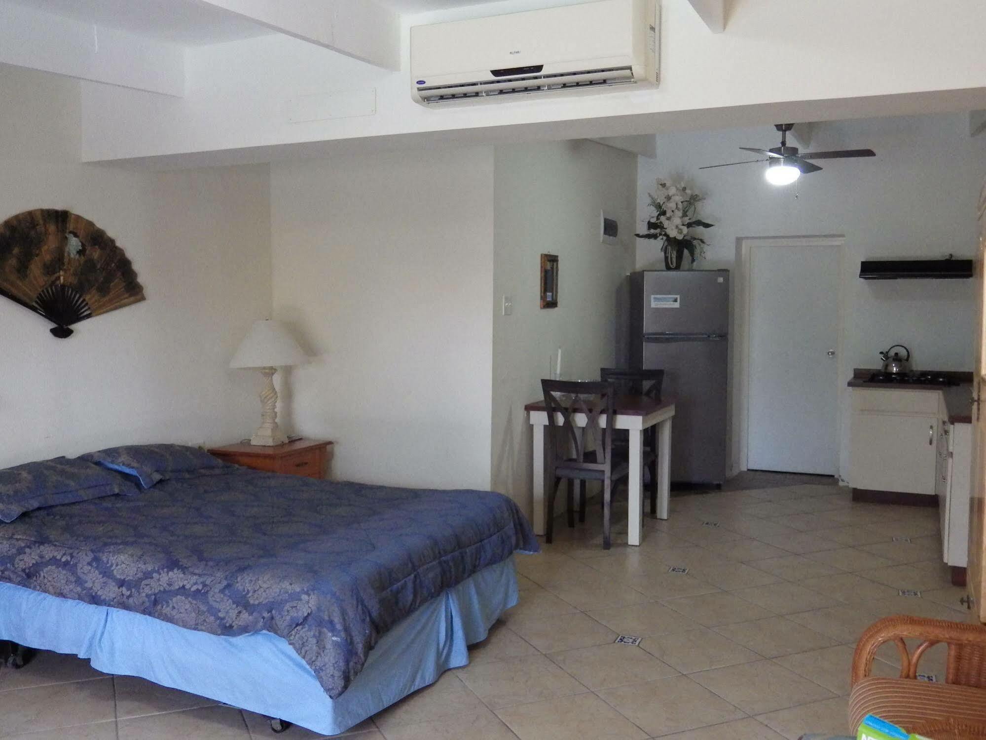 Aruba Cunucu Residence 팜비치 외부 사진